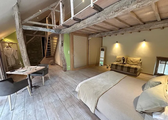 Le Temps D'une Pause Couette-café Ny